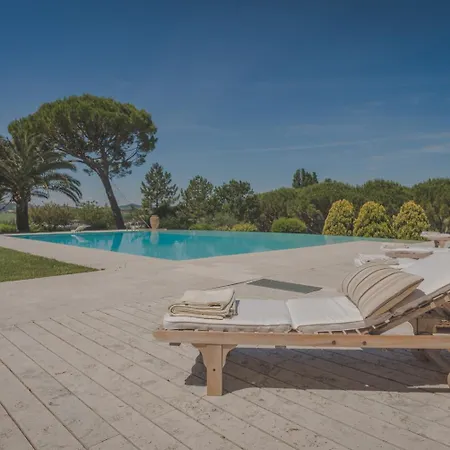 Appartement Dei Pini - Camerano, Con Piscina